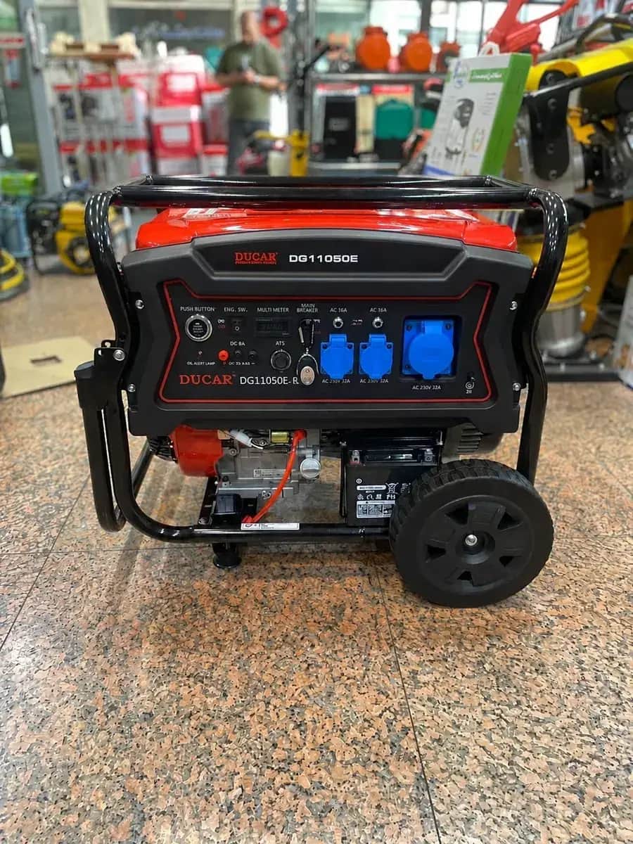 موتور برق  8.5 کیلووات تکفاز بنزینی استارتی ساسات دستی دوکار مدل DG11050E - تصویر 1