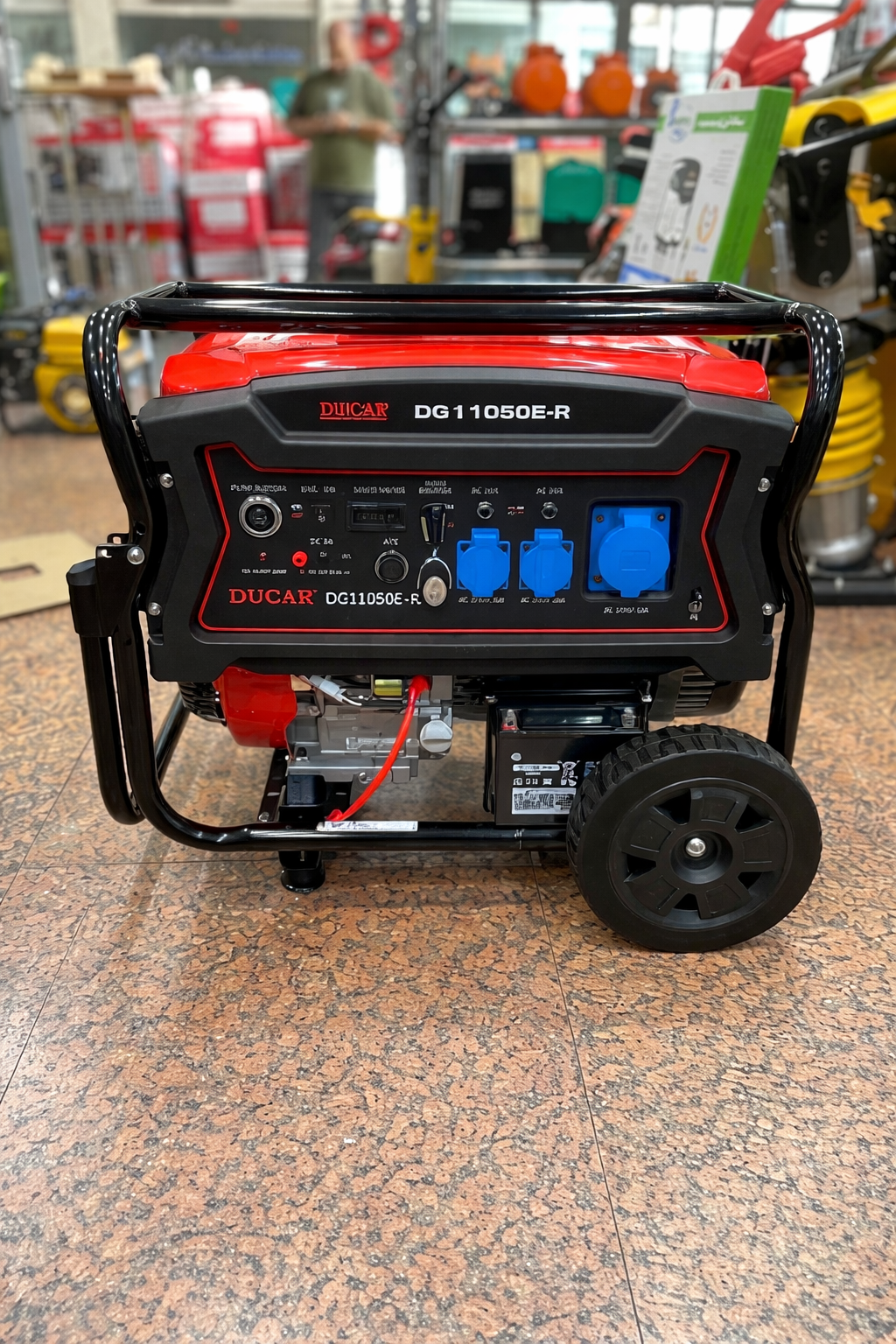 موتور برق 8.5 کیلووات تکفاز بنزینی ریموت دار دوکار مدل DG11050E-R